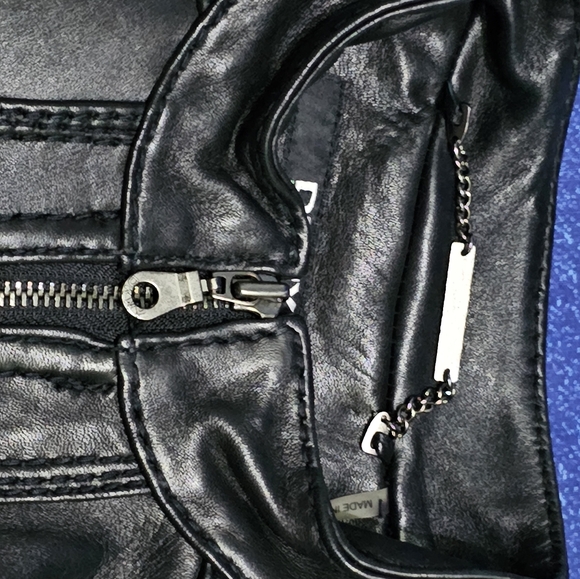 DKNY Size MLeather jacket - Picture 4 of 7